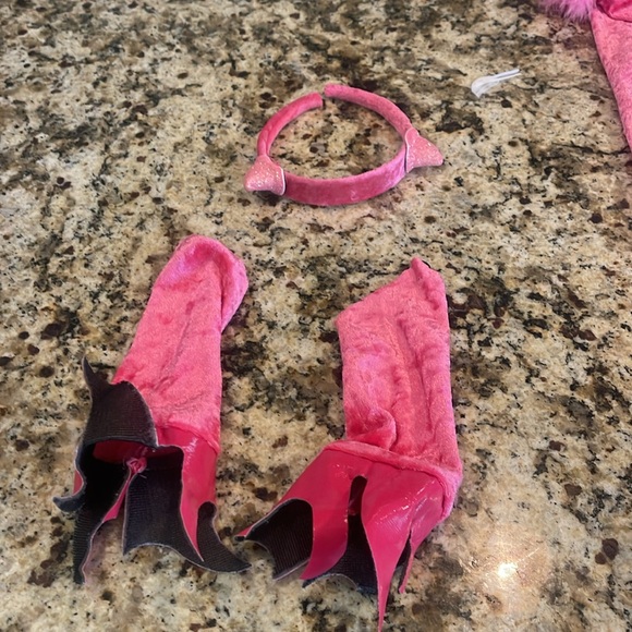 4 piece kids soft fuzzy costume. Used for Halloween - Picture 3 of 5